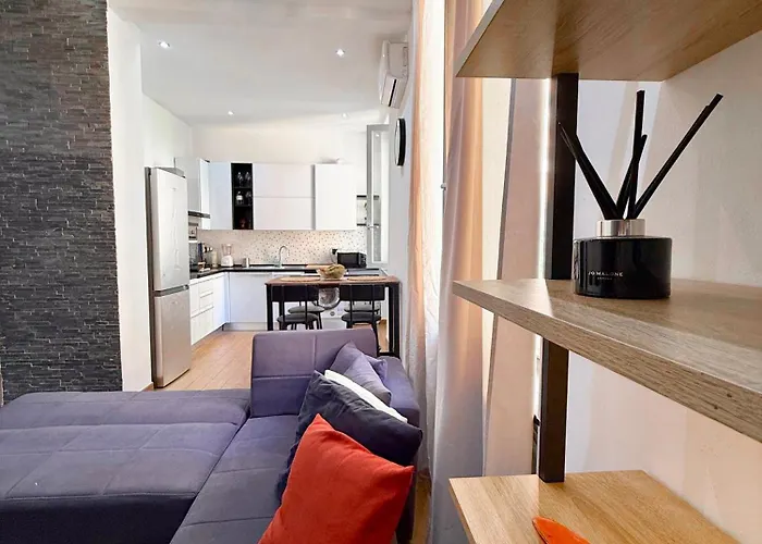 Blu Zena Stazione Piazza Principe Genua